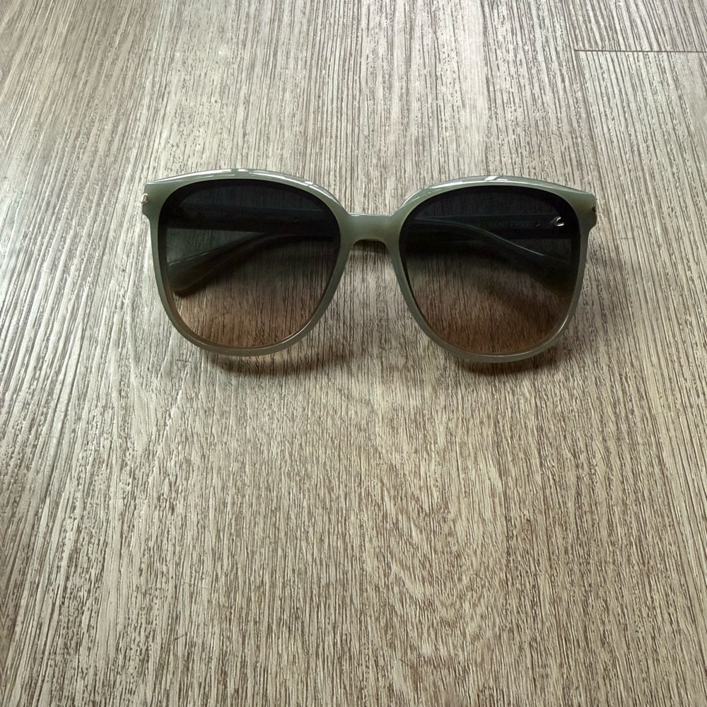 quay australia rent free green oversized round polarized sunglasses eyewear NEW